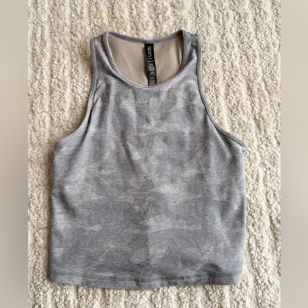 Vuori Elevation Plyo Tank